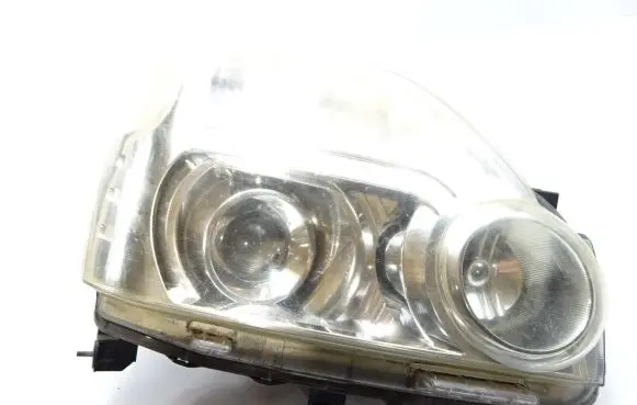 Nissan X-Trail T31 Headlight/headlamp