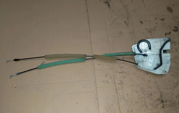 Mazda 6 Rear door lock