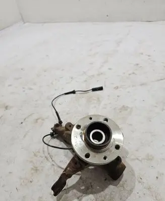 Dacia Sandero III Front wheel hub 400146417R