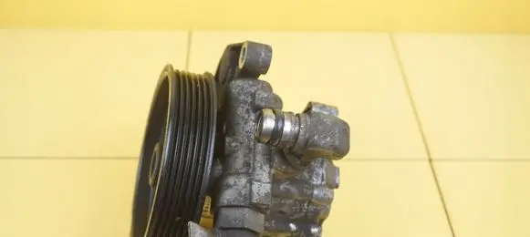 Mercedes-Benz CLK A209 C209 Power steering pump A0054661701 2HTR39