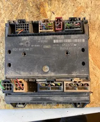Volkswagen PASSAT B7 Comfort/convenience module 6Q1937049C 5WK46212 5WK48212