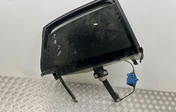 Audi A4 S4 B6 8E 8H Front door electric window regulator 