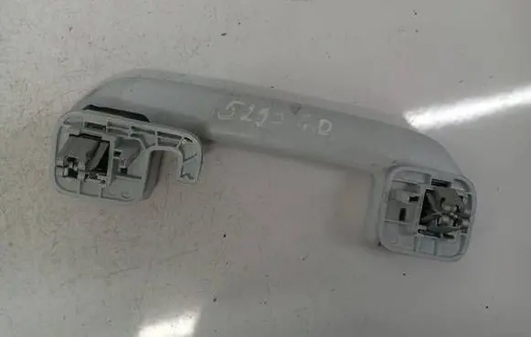 Peugeot 3008 I Rear interior roof grab handle