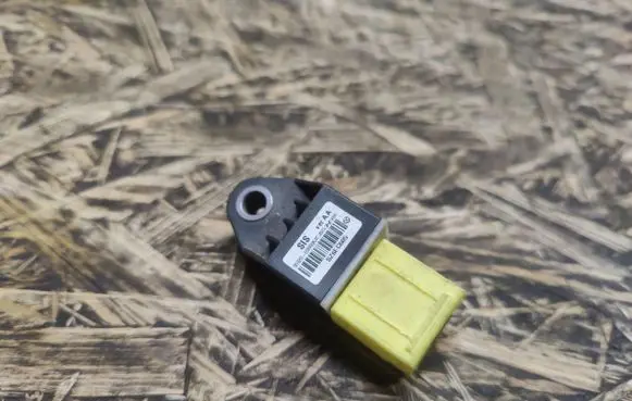 Hyundai i40 Airbag deployment crash/impact sensor 959200U000