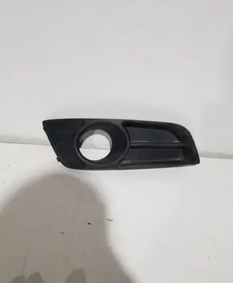 Toyota Corolla E120 E130 Front fog light trim/grill 5212702120