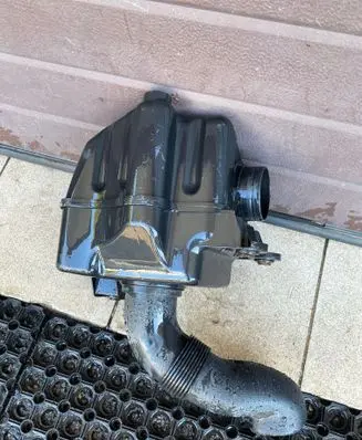 Intake resonator