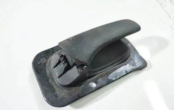 Opel Astra F Rear door interior handle 90381742RH