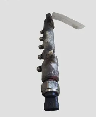 Toyota Avensis T270 Fuel main line pipe