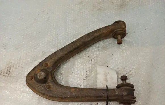 Mercedes-Benz COMPAKT W115 Front lower control arm/wishbone