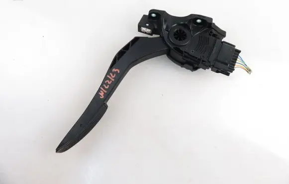 Jaguar XF Accelerator throttle pedal 9X239F832AB