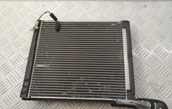 Toyota Avensis T270 Air conditioning (A/C) radiator (interior) 8850102201 MF4475003070