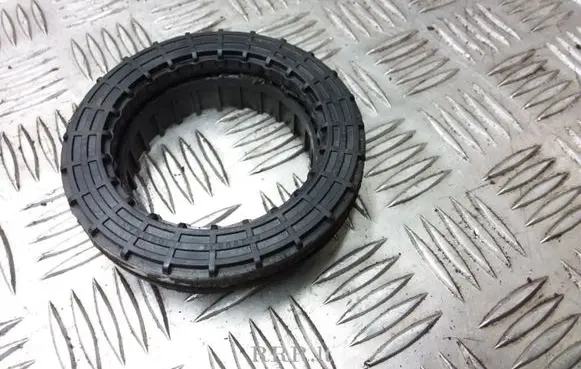 Opel Astra H Front coil spring rubber mount 