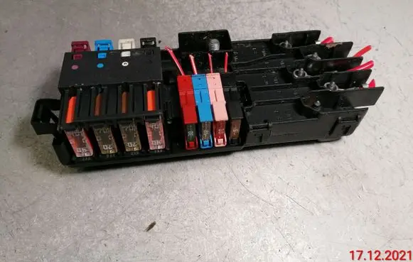 Mercedes-Benz GL X164 Fuse module 1645450201