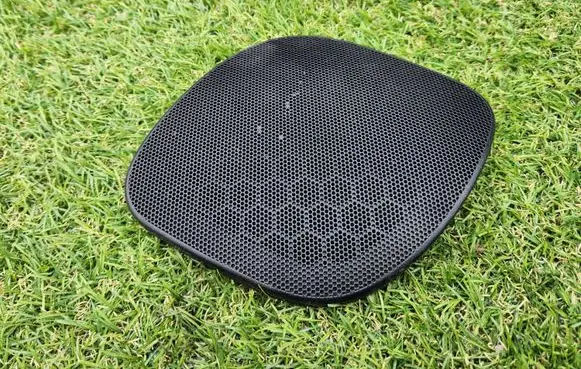 Side speaker trim/cover