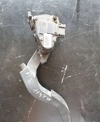 Audi A6 S6 C5 4B Accelerator throttle pedal 8D1721523F 6PV00837603