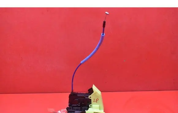 KIA Sportage Front door lock 81310R2010