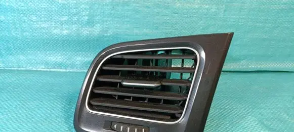 Dash center air vent grill