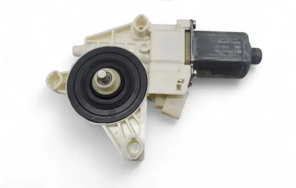 Mercedes-Benz S W222 Front door window regulator motor A1669060301