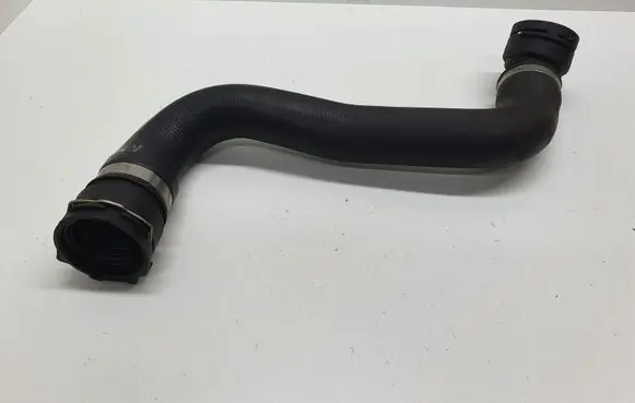 BMW 5 E60 E61 Engine coolant pipe/hose 7799748 17127799748