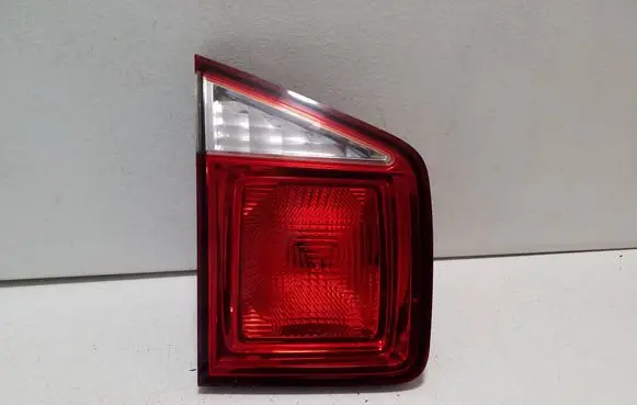 Chevrolet Orlando Tailgate rear/tail lights E1312982