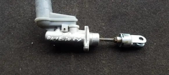 Mitsubishi Pajero Clutch master cylinder