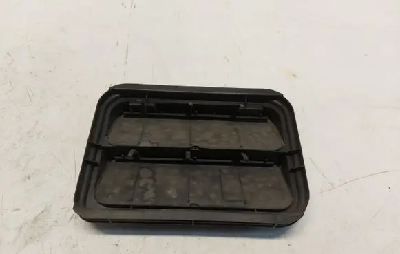 Renault Master III Fender grill 7700838358JLK01