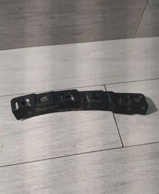 Mazda CX-5 II Front bumper mounting bracket KB8A50153