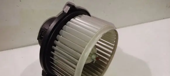 KIA Carens II Heater fan/blower B308830230 A0540222C