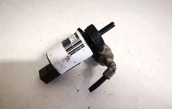 Opel Insignia A Windscreen/windshield washer pump 13250357 3240117
