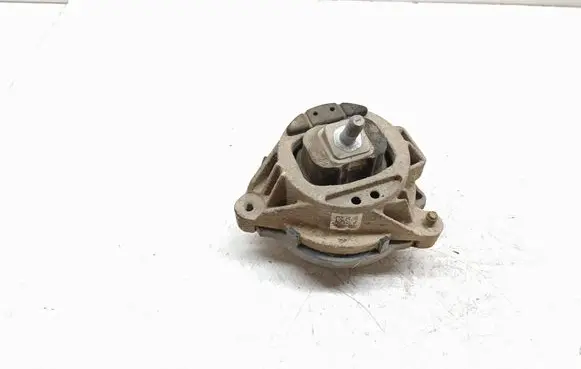 BMW 1 F20 F21 Engine mount bracket 6855456