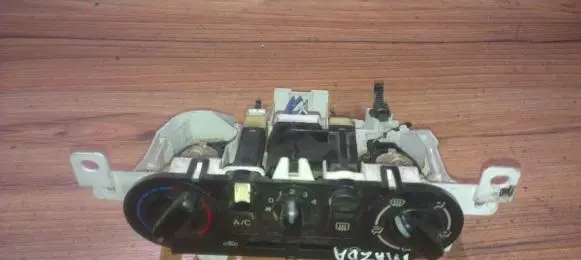 Mazda 626 Climate control unit