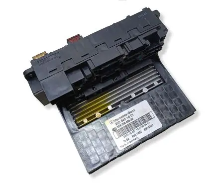 Mercedes-Benz C W203 Fuse box set 2035451601 5DK00848550
