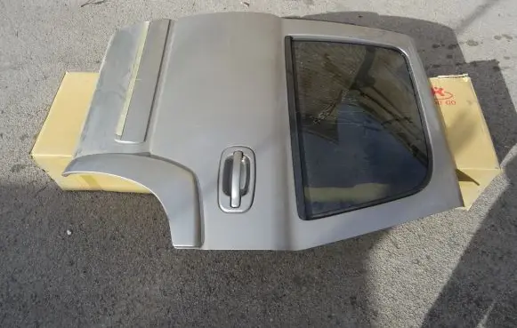 Chevrolet Tahoe Front door