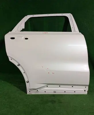KIA Sorento IV Rear door