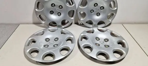 Peugeot 1007 R15 wheel hub/cap/trim 9637540880