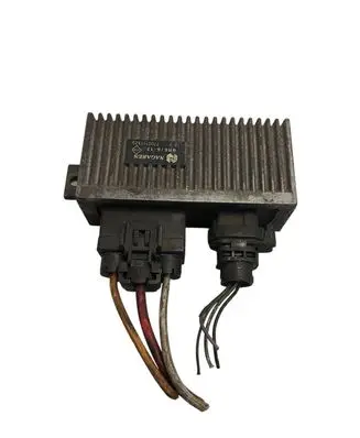 Renault Scenic I Glow plug pre-heat relay 7700111525