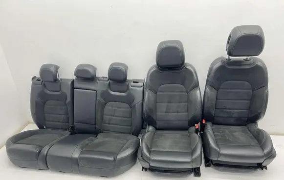 Seat set
