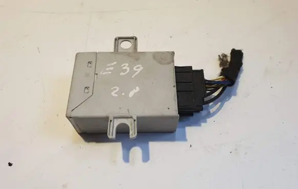 BMW 5 E39 Immobilizer control unit/module 608377 61358382453