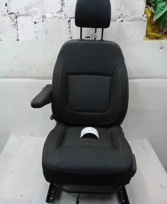 Renault Trafic III (X82) Front driver seat 