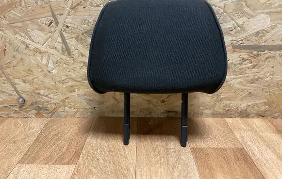 Alfa Romeo 147 Front seat headrest 