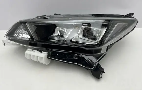 Nissan Leaf II (ZE1) Headlight/headlamp 26060