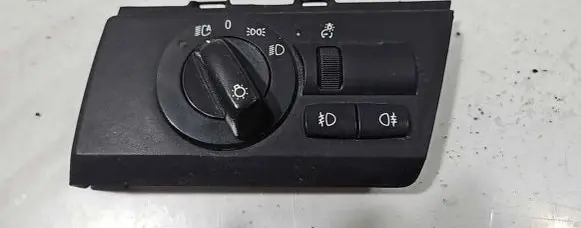 BMW X3 E83 Light switch 3310960DD