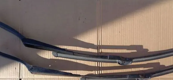 Mercedes-Benz GLK (X204) Front wiper blade arm MCD6274