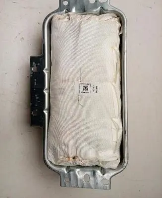 Mercedes-Benz ML W166 Passenger airbag A1668600302 AS105