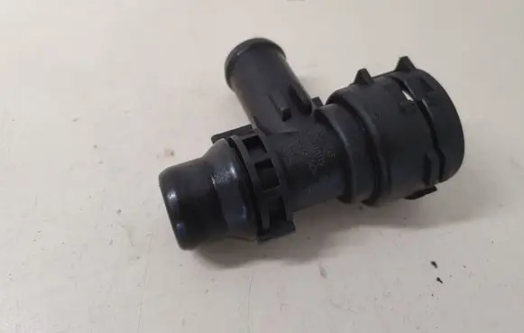 Audi A6 S6 C7 4G Engine coolant pipe/hose 4G0122293AB