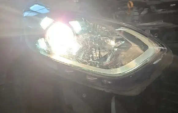 KIA Ceed Headlight/headlamp 92102J7050 IMPRK1538891