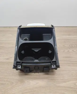 Volvo XC70 Cup holder 39997577 390228