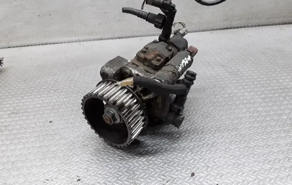 Renault Scenic II - Grand scenic II Fuel injection high pressure pump 8200430599