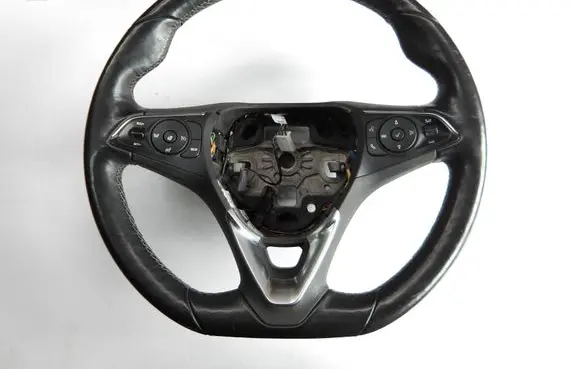 Opel Grandland X Steering wheel