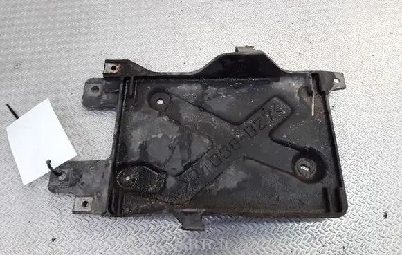 Battery tray